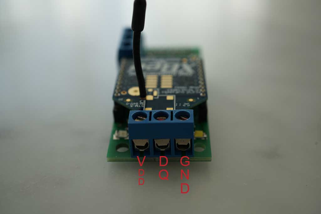 HOW TO CONNECT 1-wire SENOSR TO BASE STATION FRONT